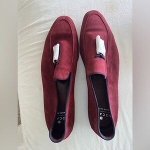 NEVER WORN men’s burgundy loafers with tassels